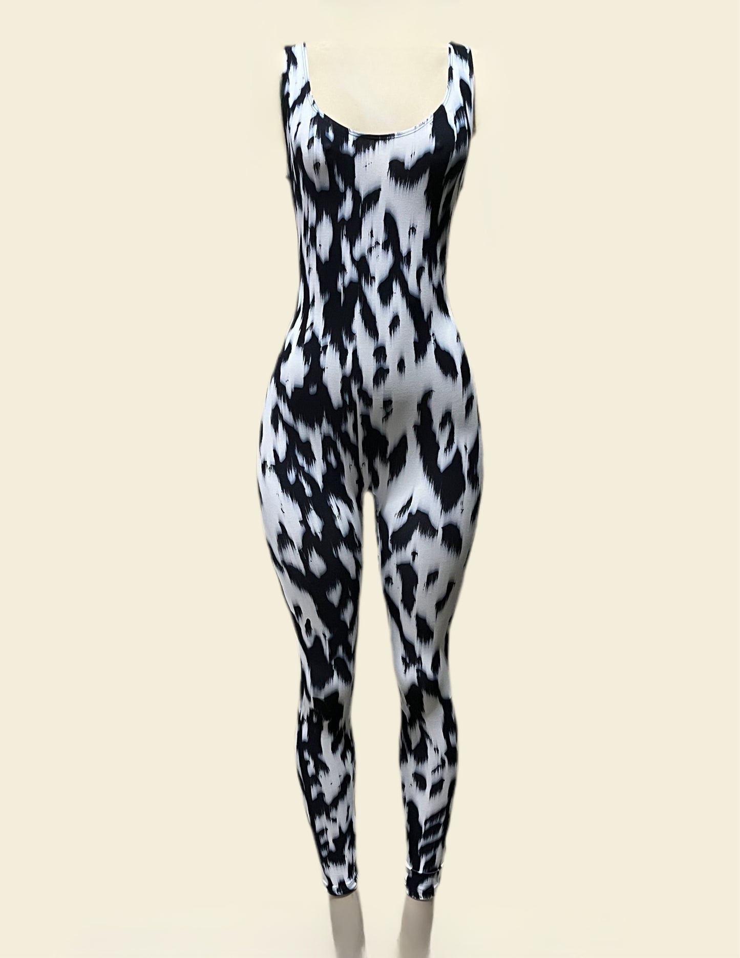 JUMPSUIT BACK V MATRIX