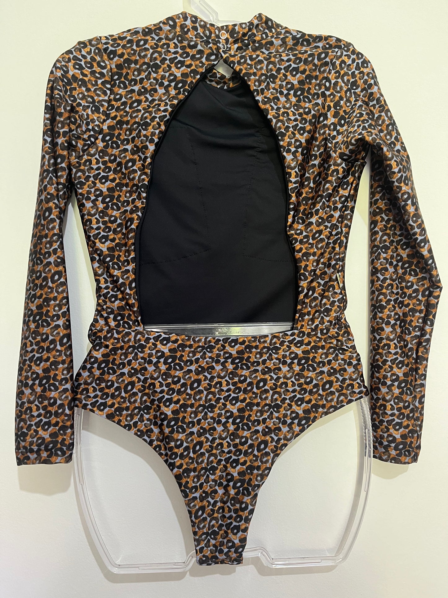 BODY BACKLESS LEO BROWN