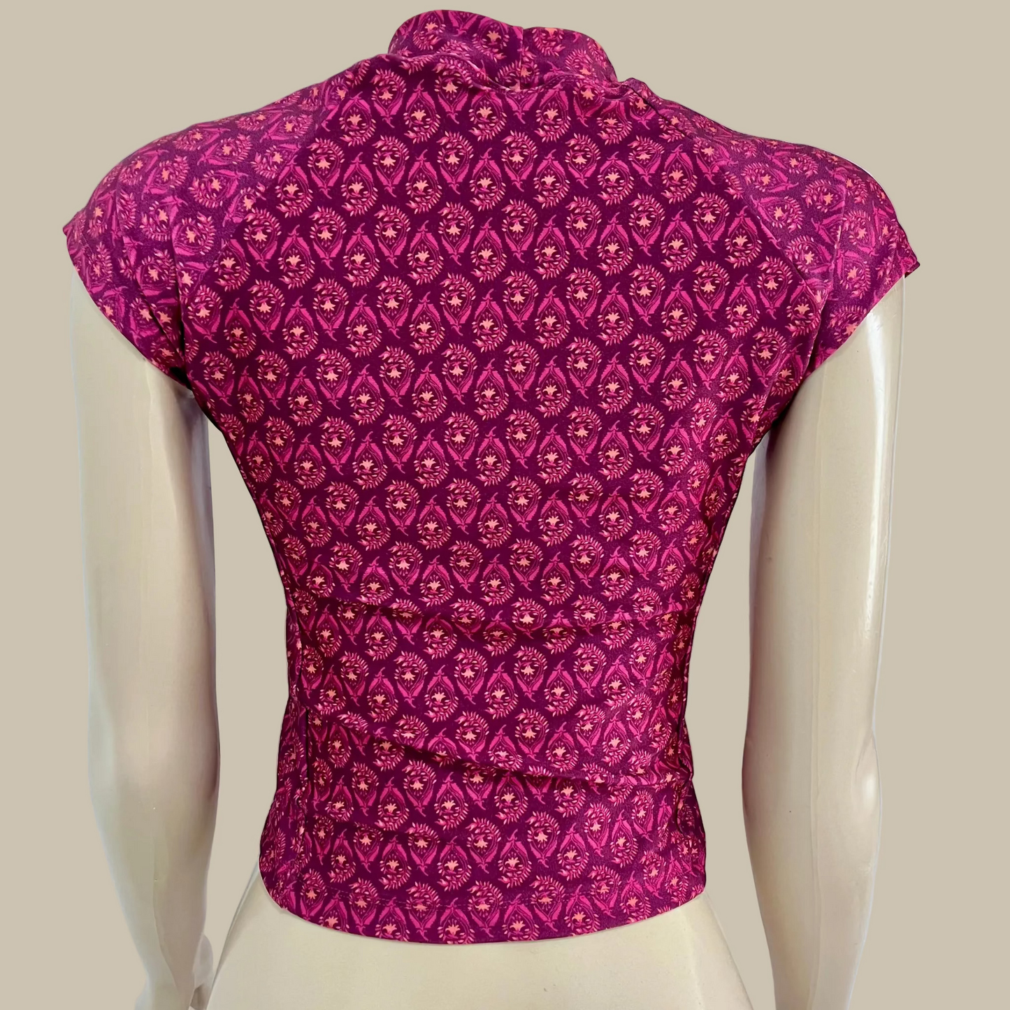 CROPPED REGLAN MANGA CORTA PRINT CHILCO