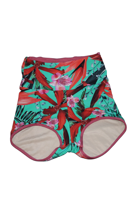 Short tropical green
